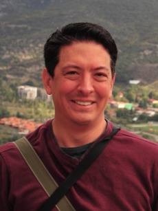 Bruce Arnold